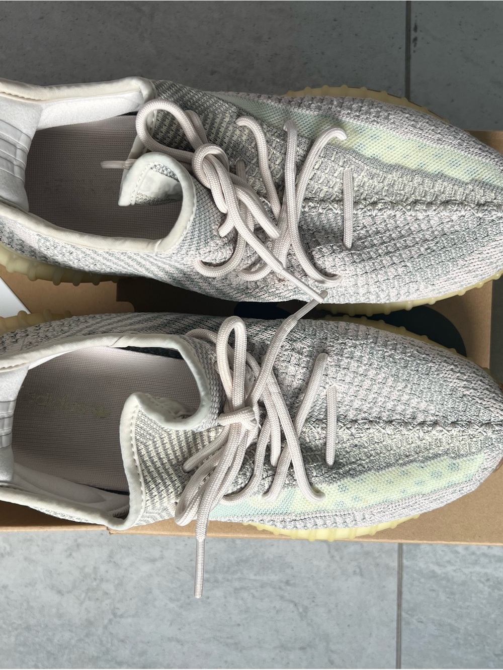 adidas Men YEEZY BOOST 350 V2